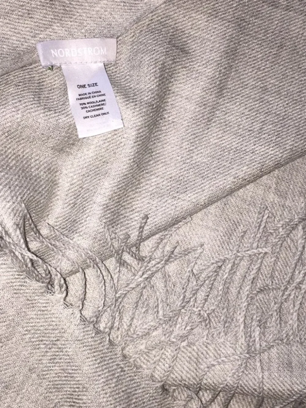 NWOT Nordstrom Tissue Weight Wool & Cashmere Scarf